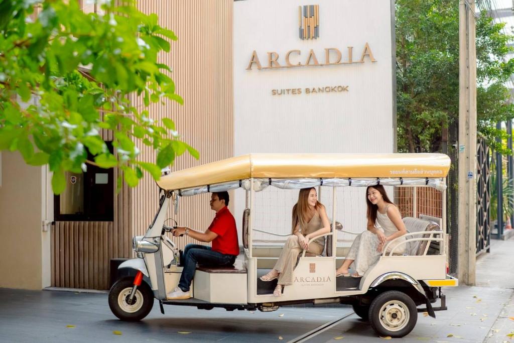 امکانات Arcadia Suites Ploenchit Bangkok - تصویر ۴