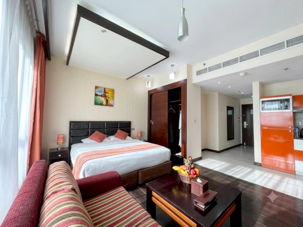 Marina View Deluxe Hotel Apartment - 