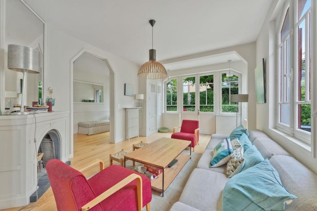 Villa familiale à 2 min de la plage - Jardin privé