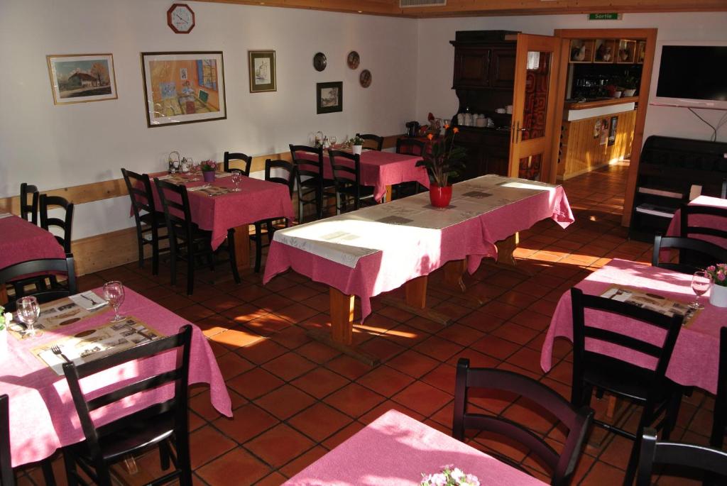 Restaurace v ubytování Auberge de la Réunion
