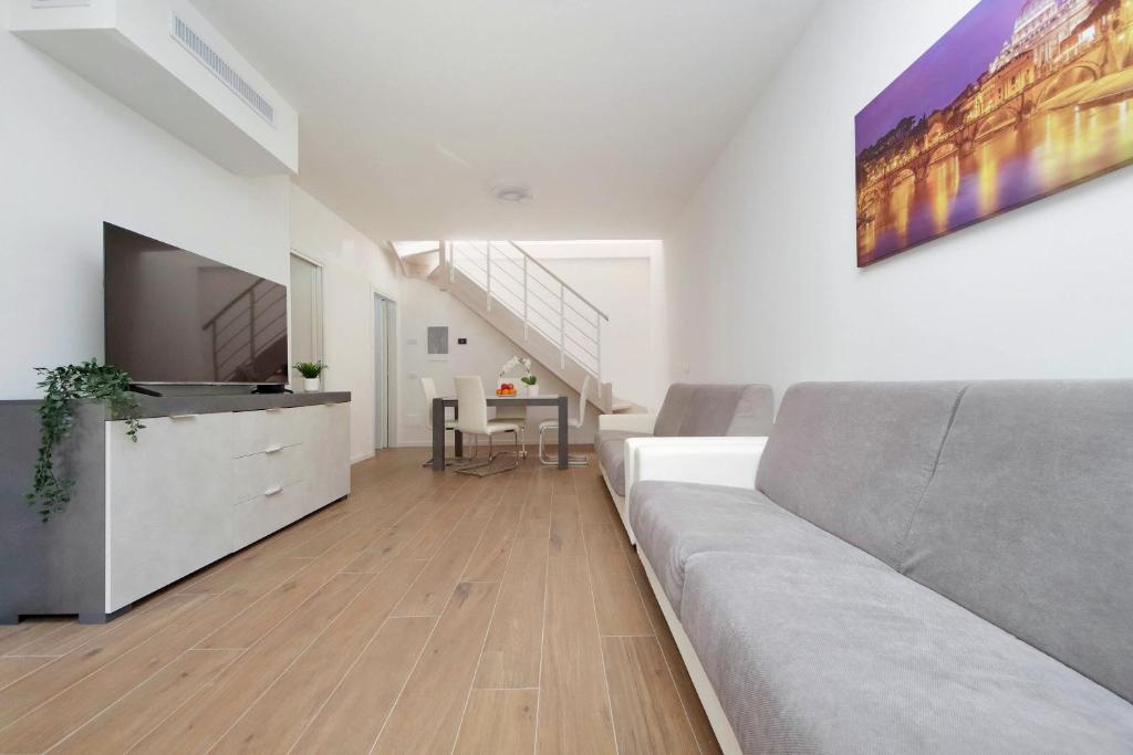 Villa Spaziosa · Home Office · San Lorenzo