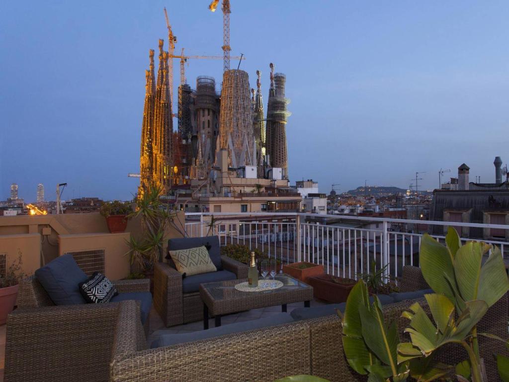 A1mar1023 Breathtaking rooftop in Sagrada Familia