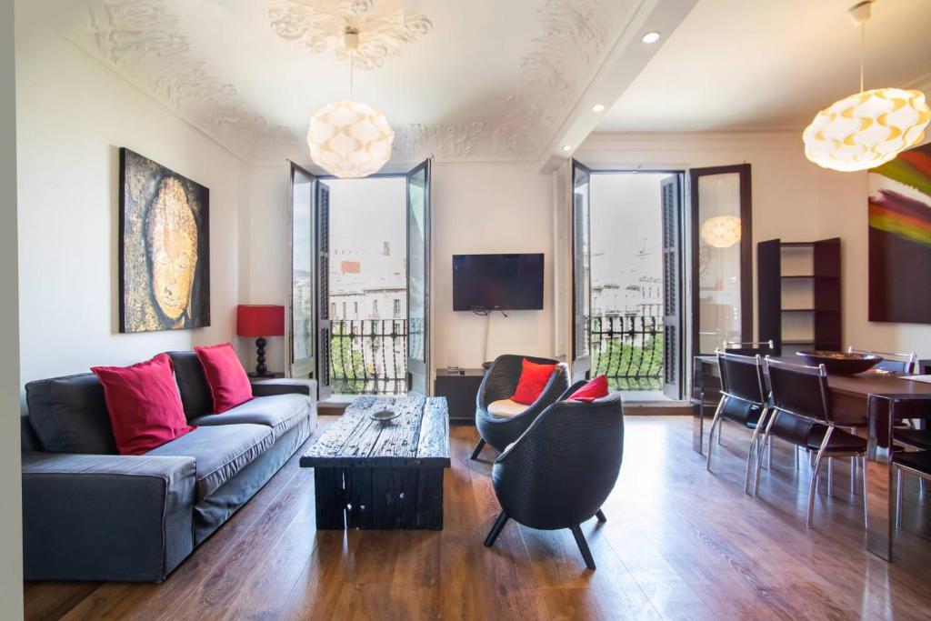 41ARI1045 - Fantastic and super spacious 3bed flat