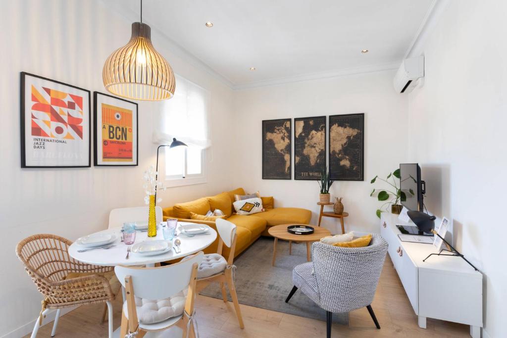 63mal1030 Spectacular apartment in Sagrada Familia
