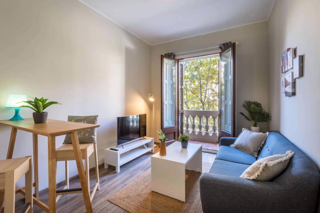 13par1004- Fabulous apt in the heart of Barcelona