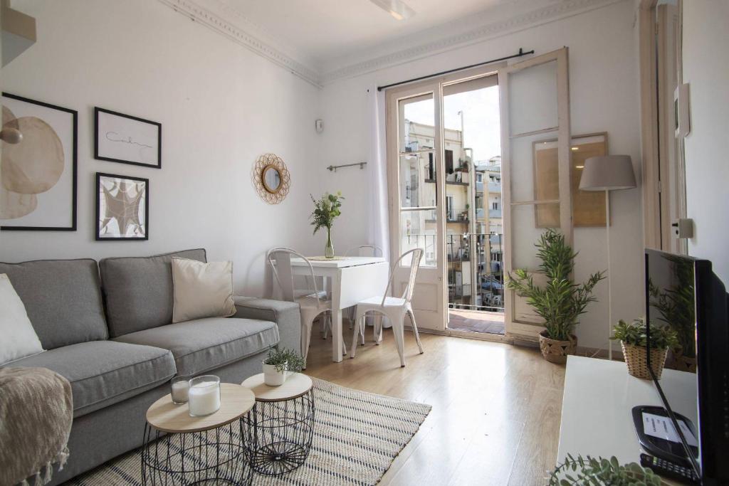 32PAR1009 - Stylish and cute in Paralel