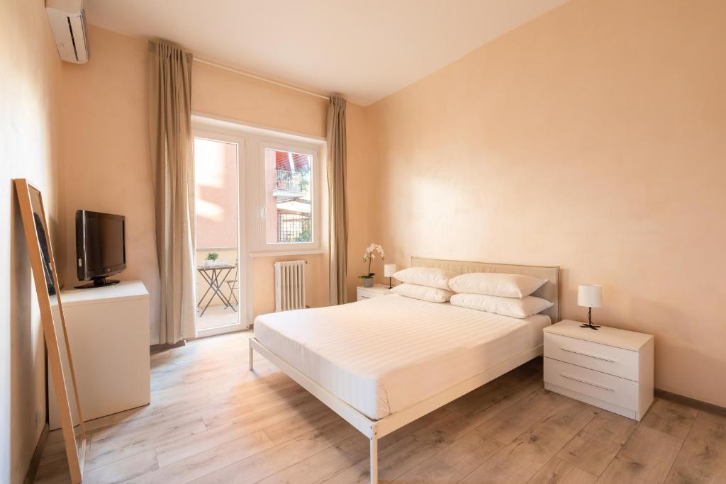 Vatican District · Metro at the Door · Modern Flat