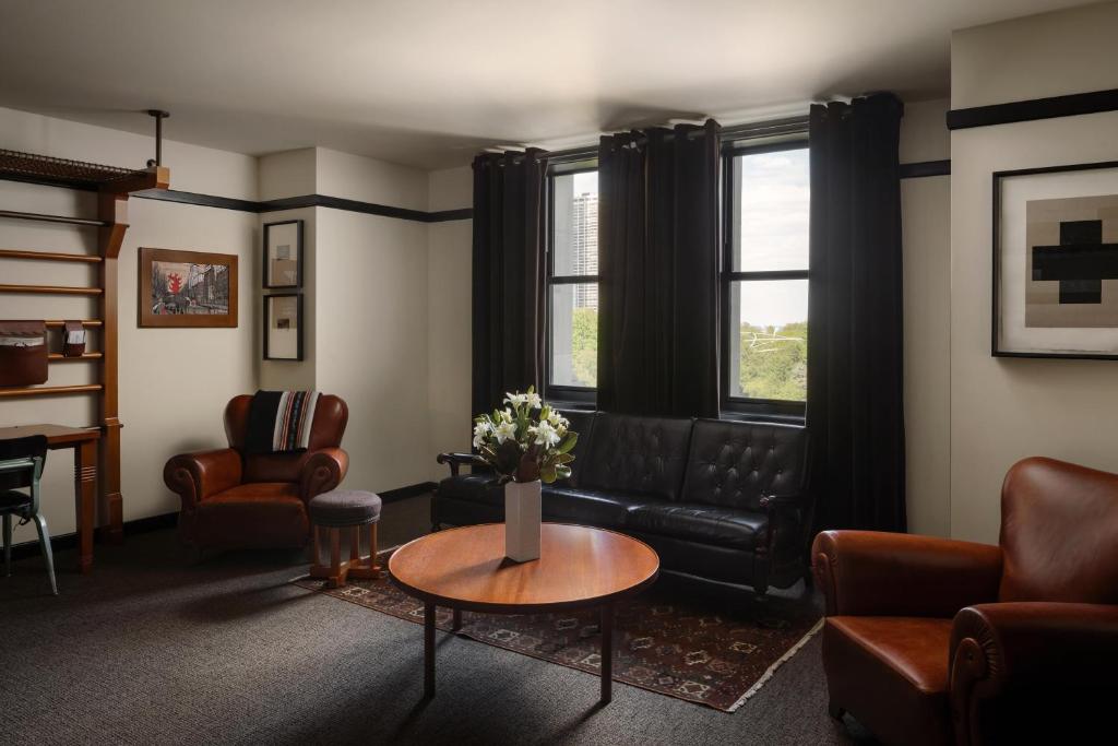Chicago Athletic Association, part of Hyatt - 