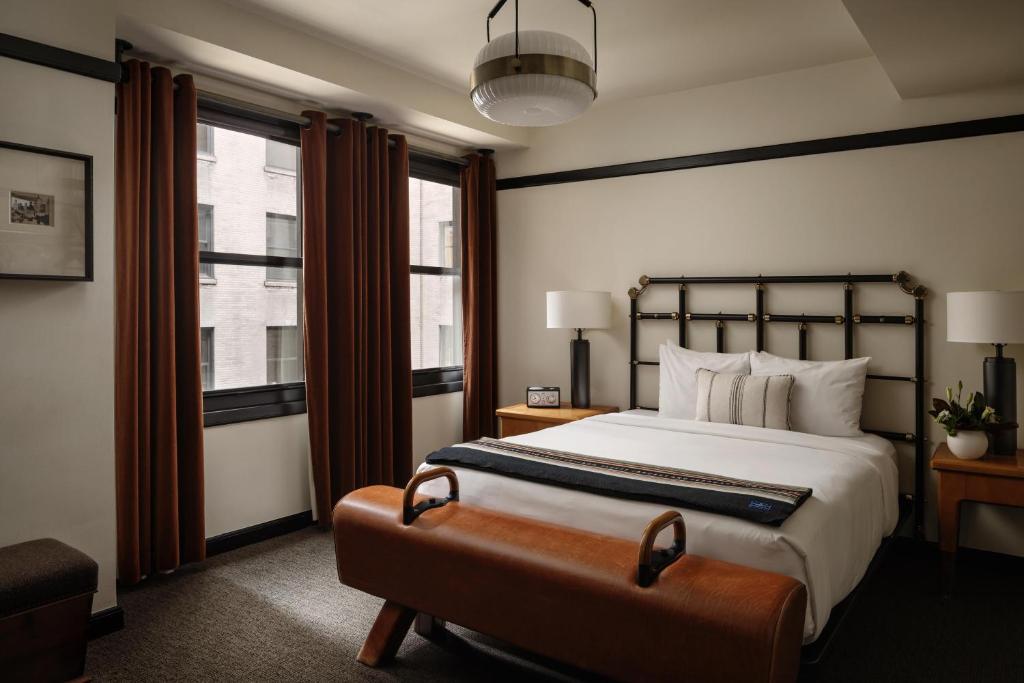 Chicago Athletic Association, part of Hyatt photo 3