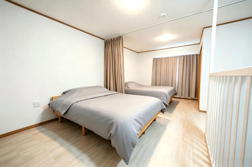 和居花海 可住4人 1 站到天王寺 7分钟直达大阪城公园 闹中取静私密整套居所