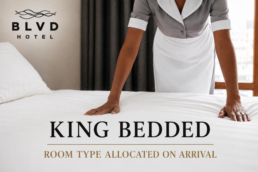 Boulevard Hotel - 