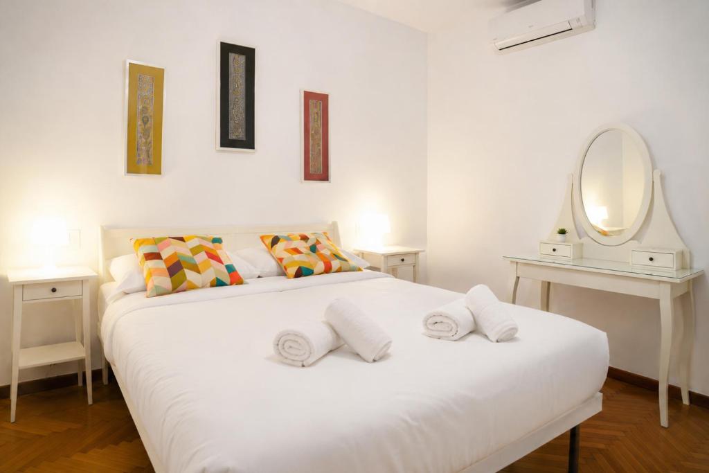 Navigli-Metro-Moda & Design District AC & Self Check-In