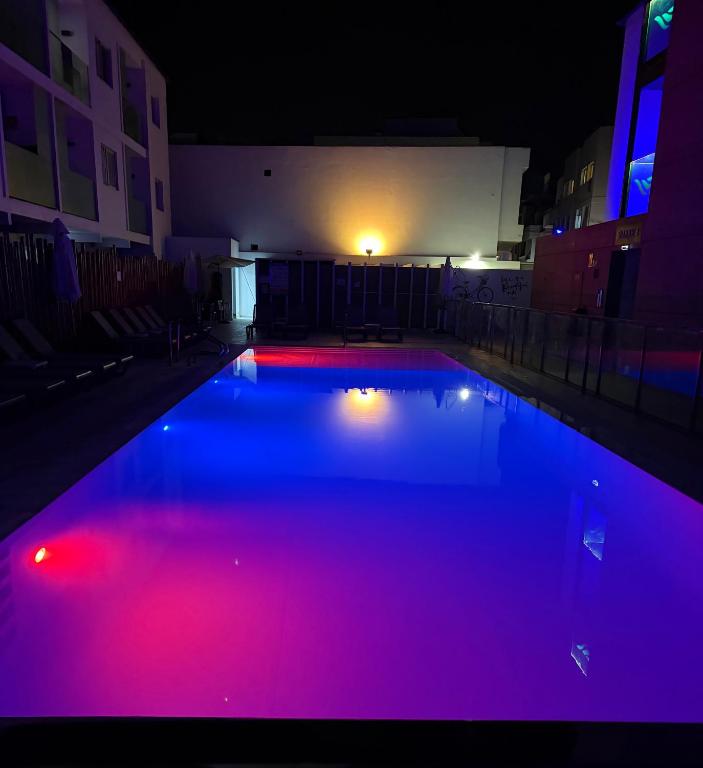 Charming apartment in a building with a pool and terrace