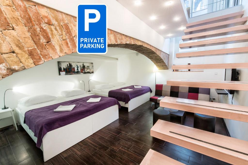 Tia Apartments and Rooms