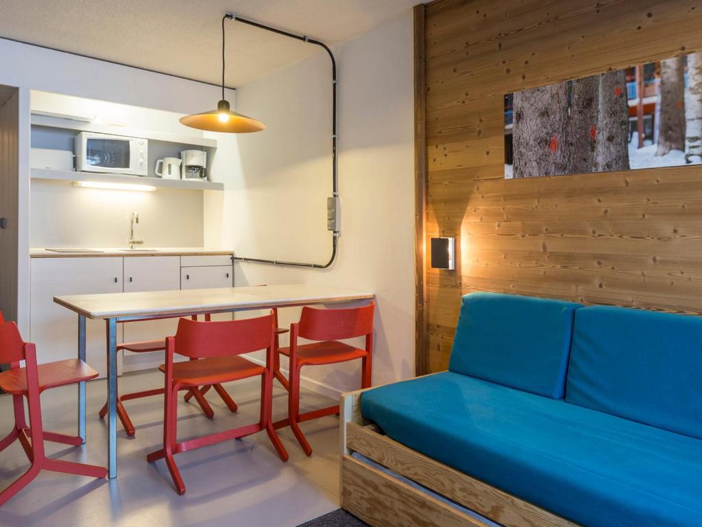 Studio rénové ski aux pieds avec balcon