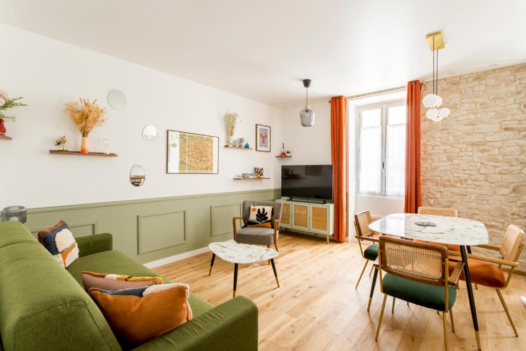 Relais Cocorico "Poule" 1 Bedroom with AC Eiffel Tower district