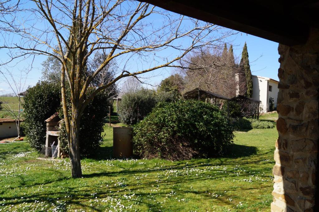 A garden outside Agriturismo Bonzalone