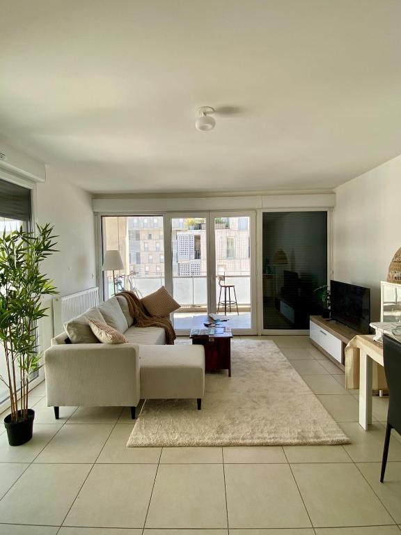 Entire Appartment in Heart of Marseille near Vieux Port