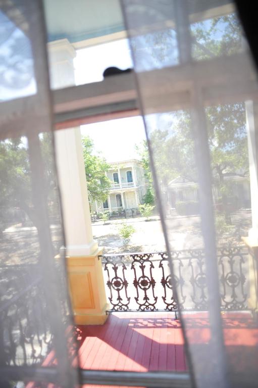 HH Whitney House - A Bed & Breakfast on the Historic Esplanade - Salle De Reine