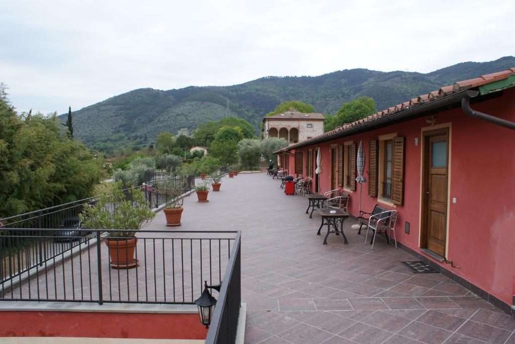 A general mountain view or a mountain view taken from the country house