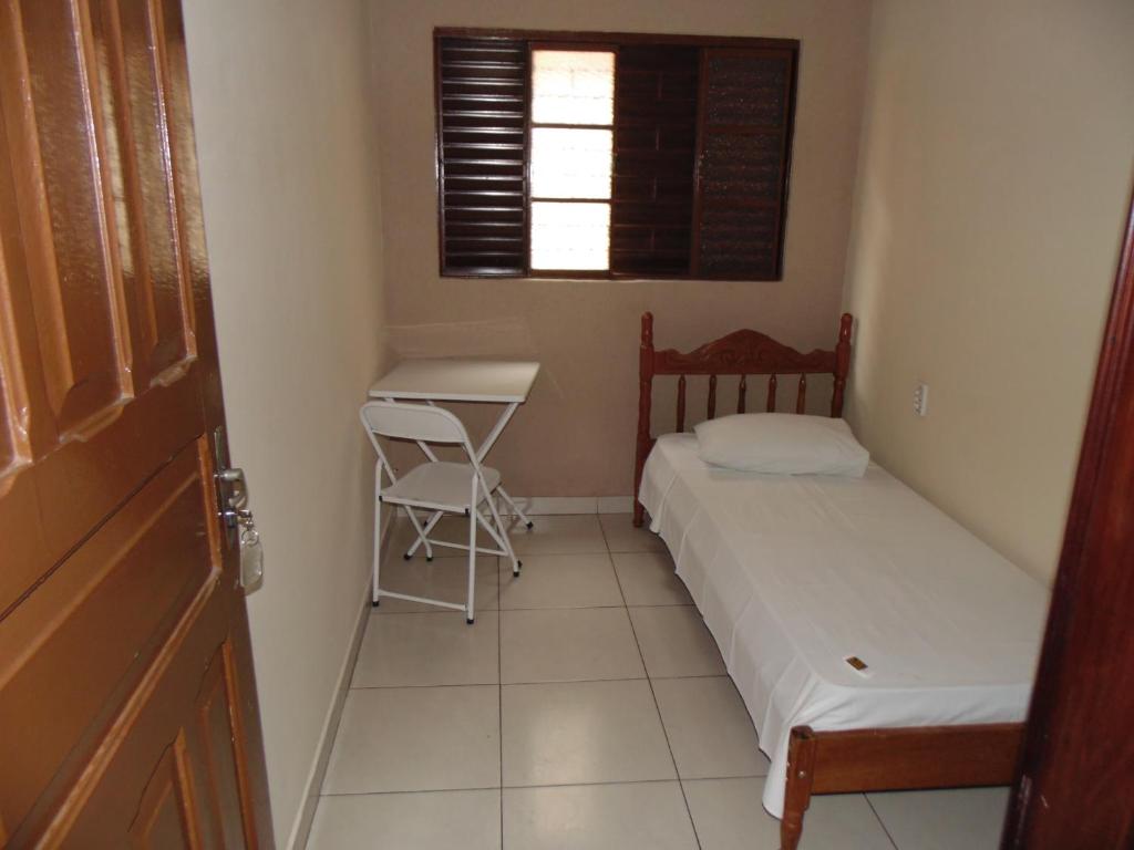  Avenida Hotel