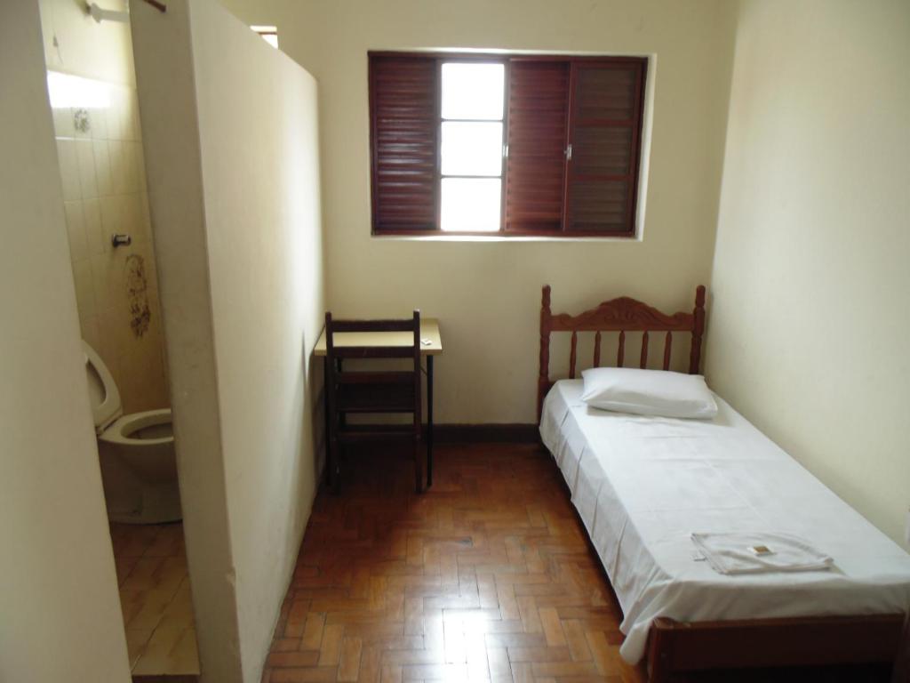  Avenida Hotel