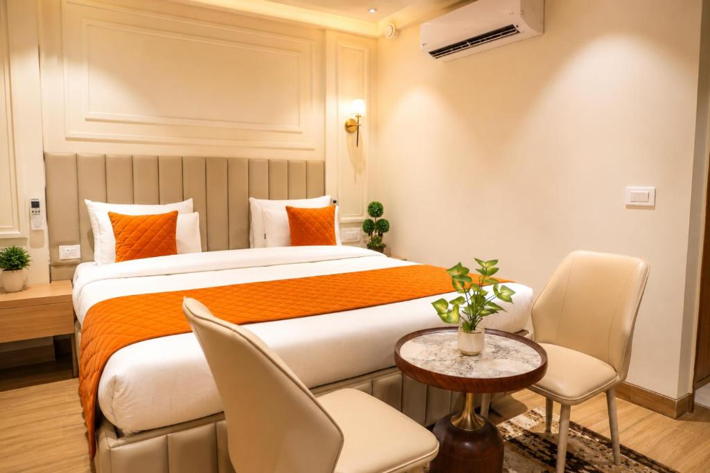 Hotel Arshiv Karol Bagh photo 2