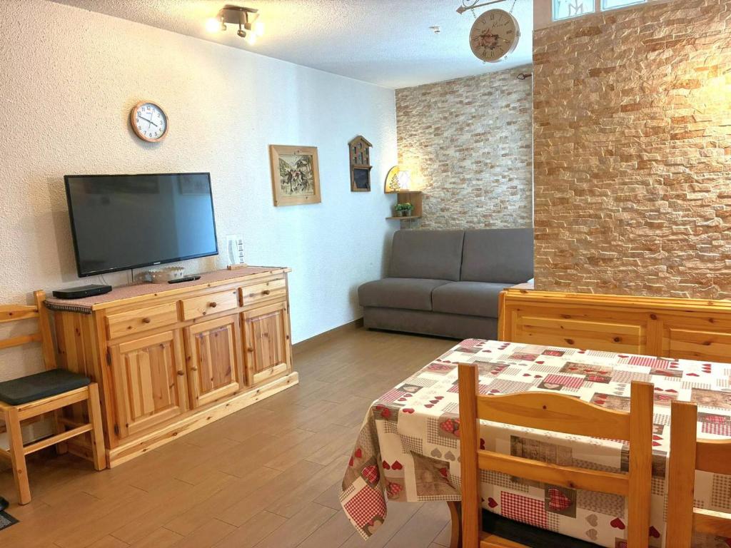 Studio 2* central avec balcon et WiFi