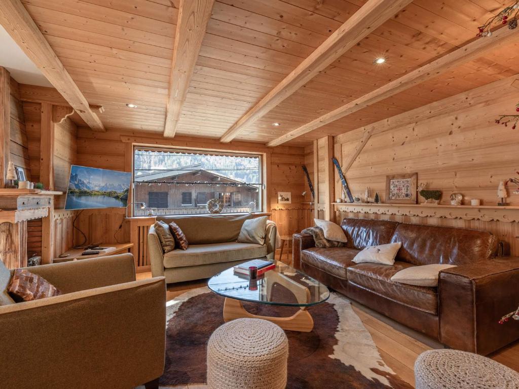 Chalet rénové 11 pers, centre de Morzine, parking