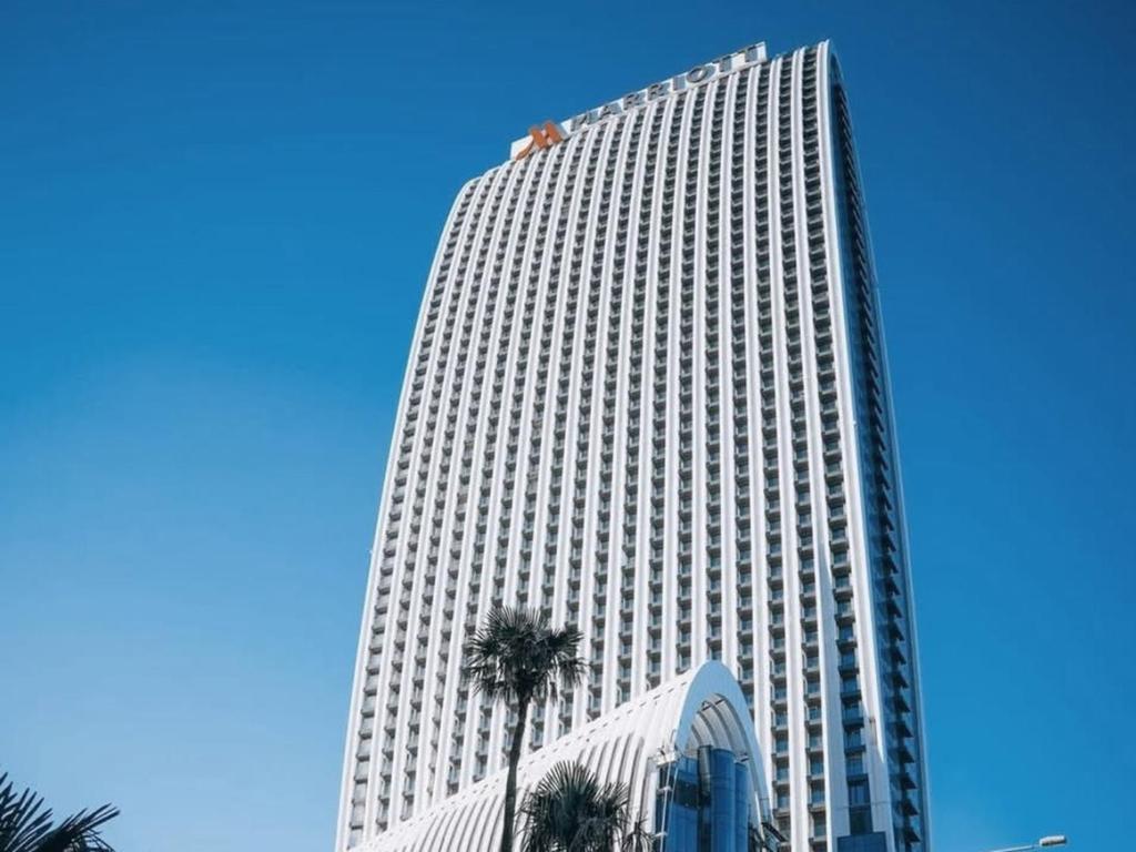 King Alex Privilege در باتومی
