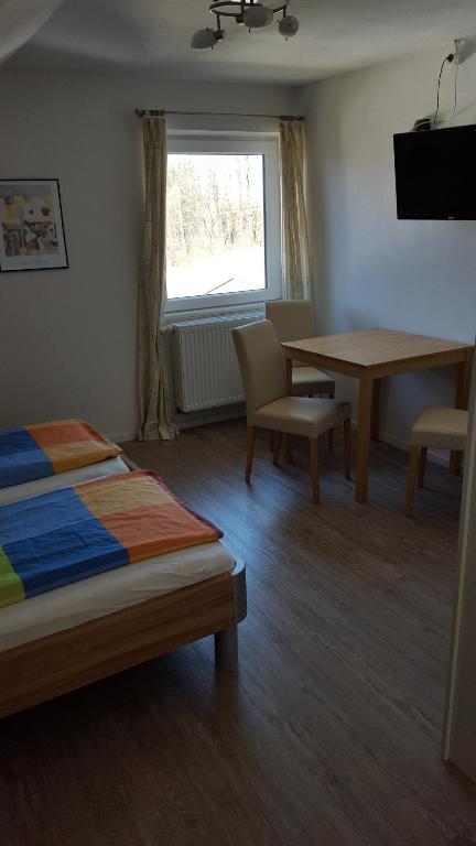 Postel nebo postele na pokoji v ubytování Dreimäderlhaus Rieden