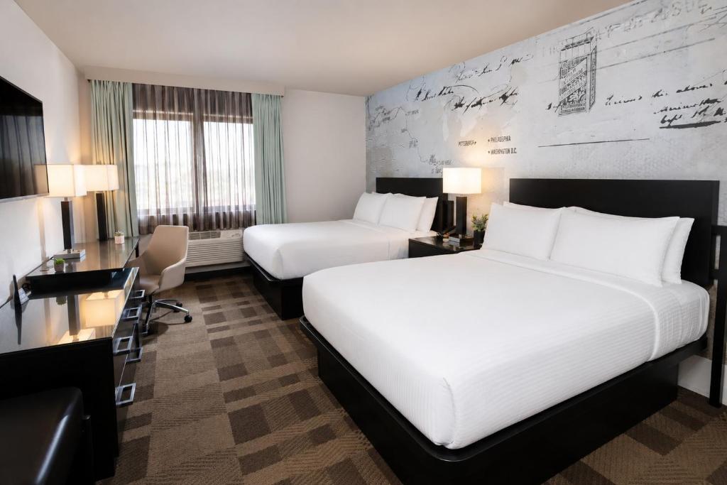 Silver Sevens Hotel & Casino - 