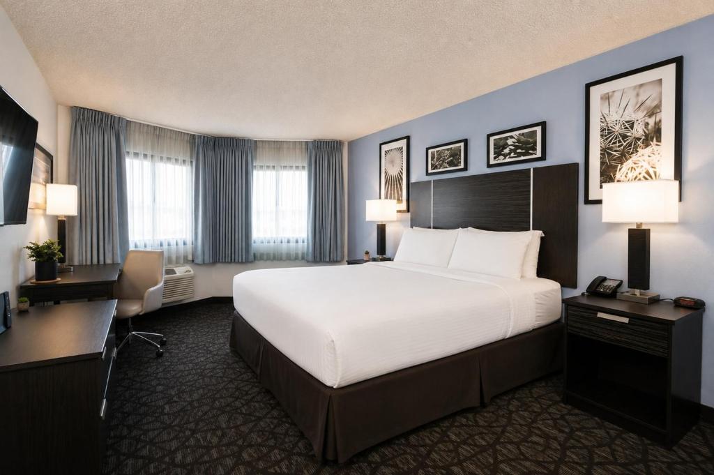 Silver Sevens Hotel & Casino - 