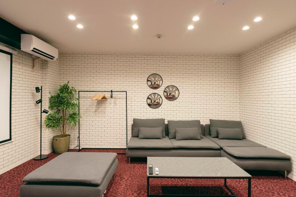 TasoneSTAY KIDS' in NAMBA SUN1F