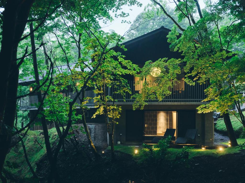 KAKOI雨音-AMANE- 森に浮かぶ120平米のvilla