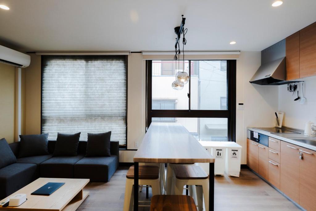 Tasone Stay OSAKA ATT2F