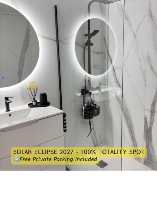 Torrequebrada Solar Eclipse 2027 Apartmento reformado con gran terraza & Parking