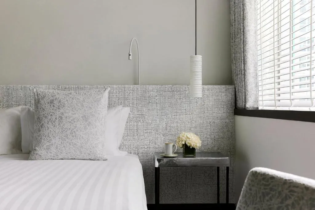 Metropolitan Room King