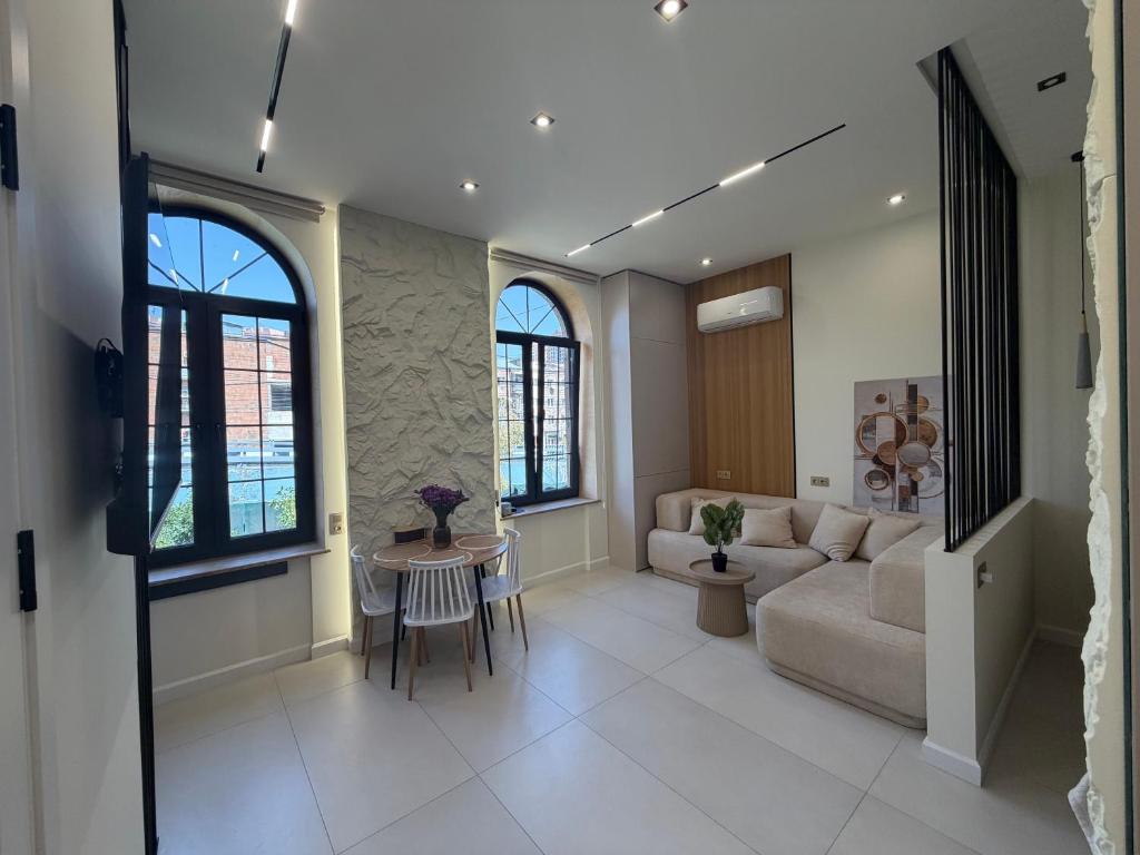 Lucie appartment در ایروان