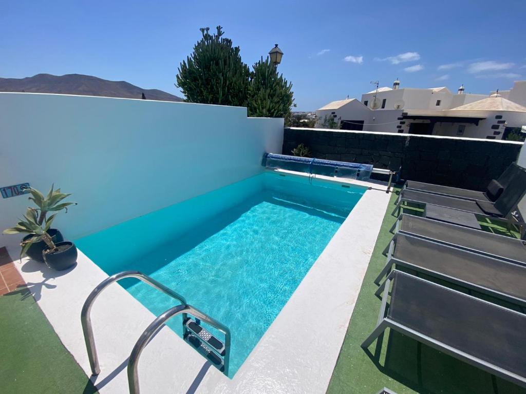 Villa Erimar Luxe 2-slaapkamer villa met verwarmd privézwembad