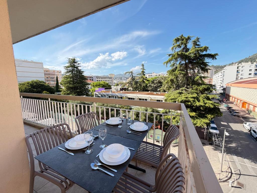 Appartement Familial T3 Terrasse, Clim & Parking Gratuit