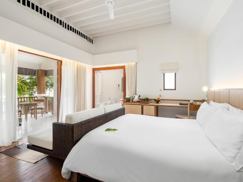 SALA Samui Choengmon Beach Resort photo 2