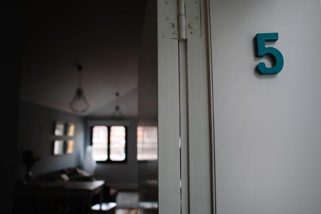 Mouzinho 244 - Porto Houses & Suites - 17