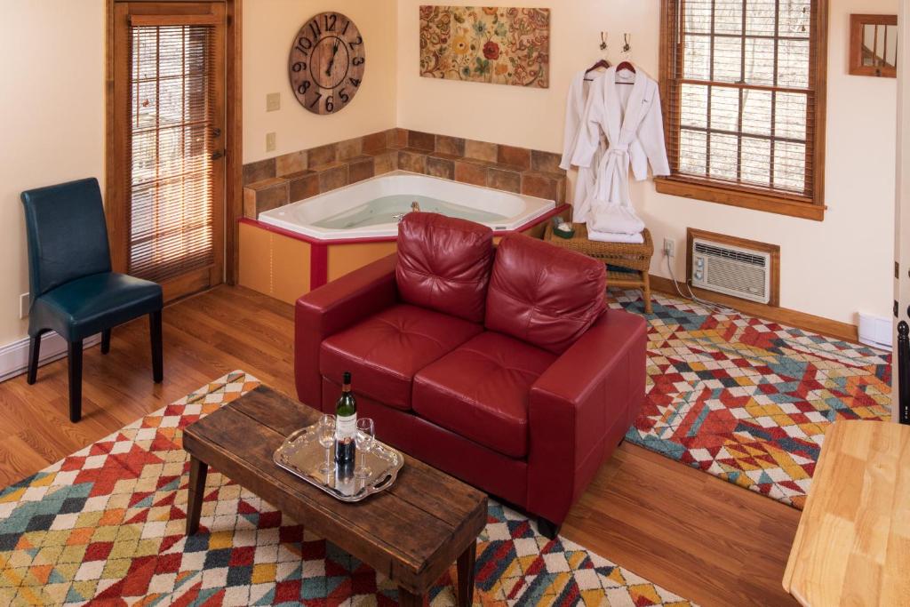 Farmers Guest House - Annie's Galena Cottage Suite
