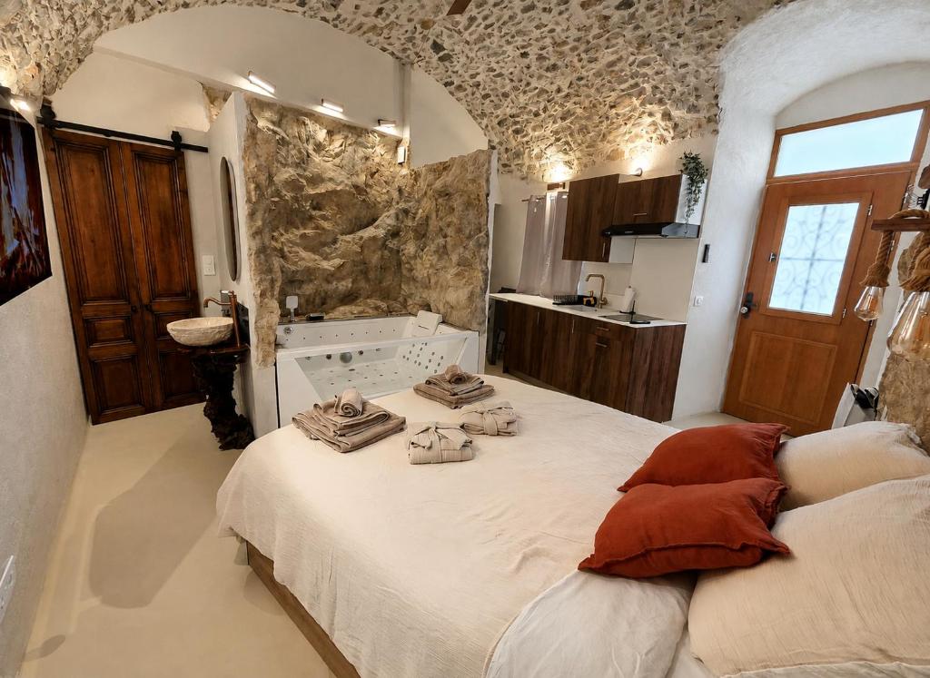 L'Écrin de Roche, Escapade romantique, Jacuzzi