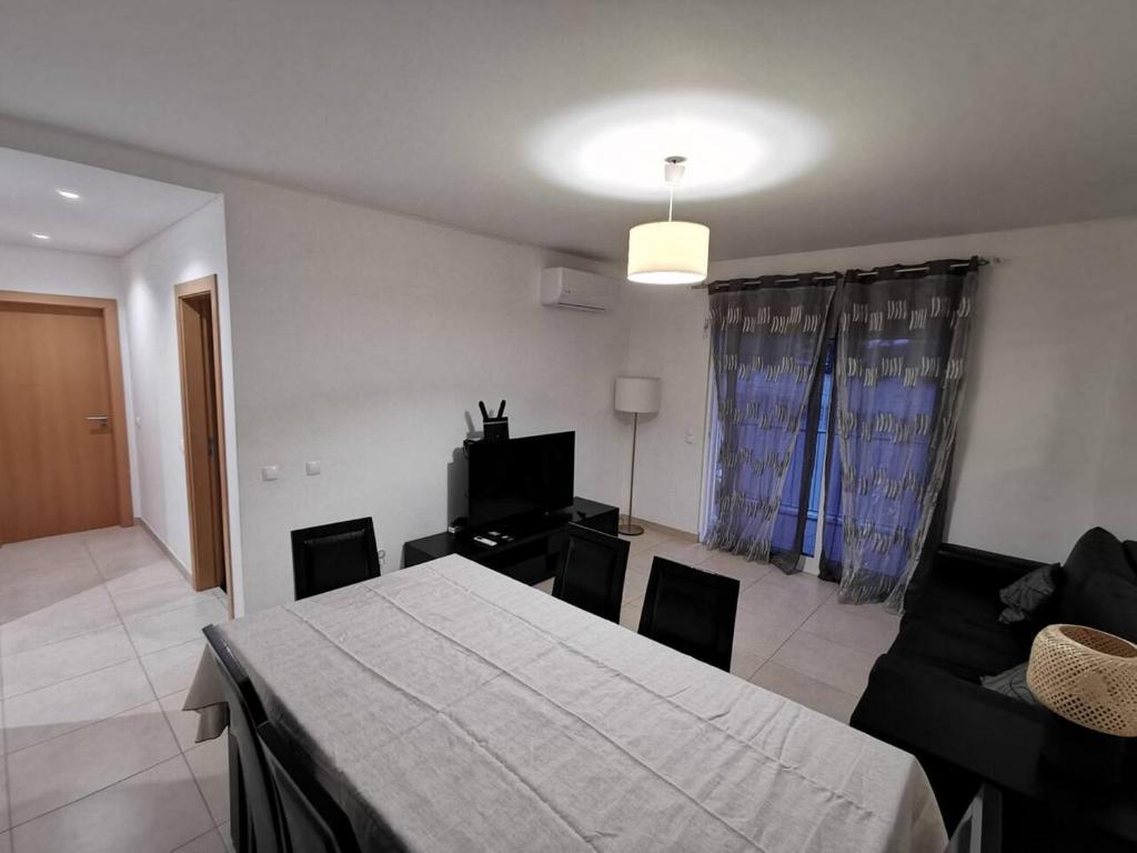 Fantastic 2 Bedroom near beach