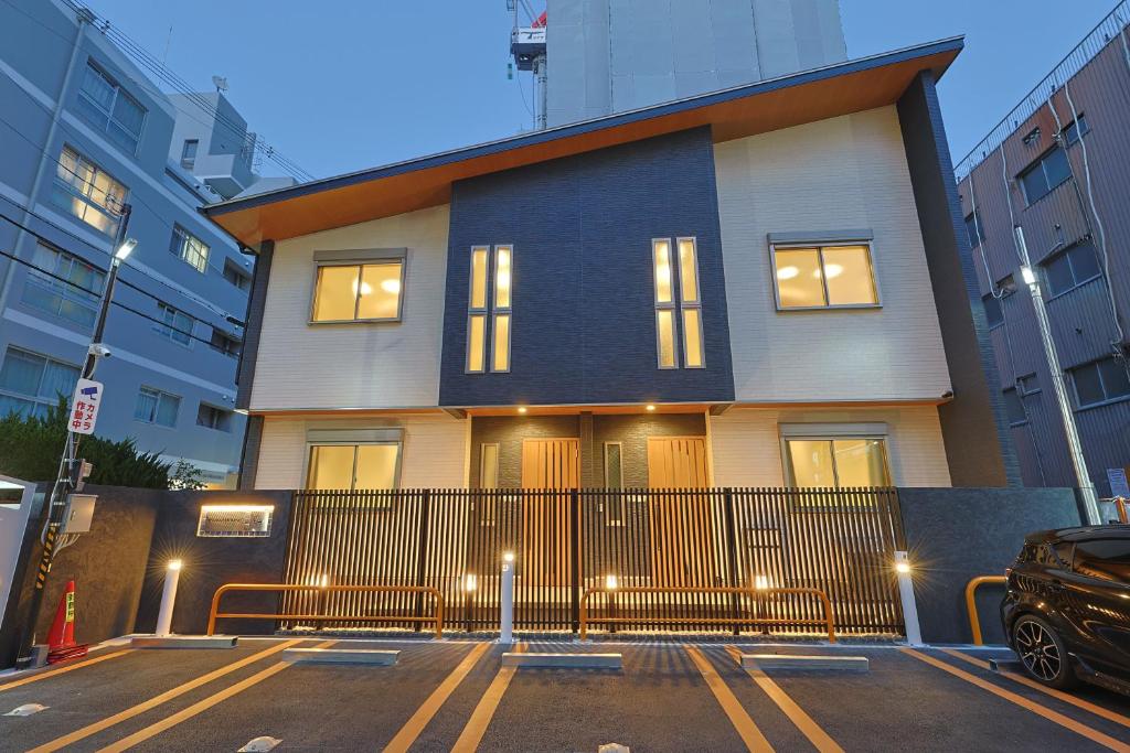 ISUKa House