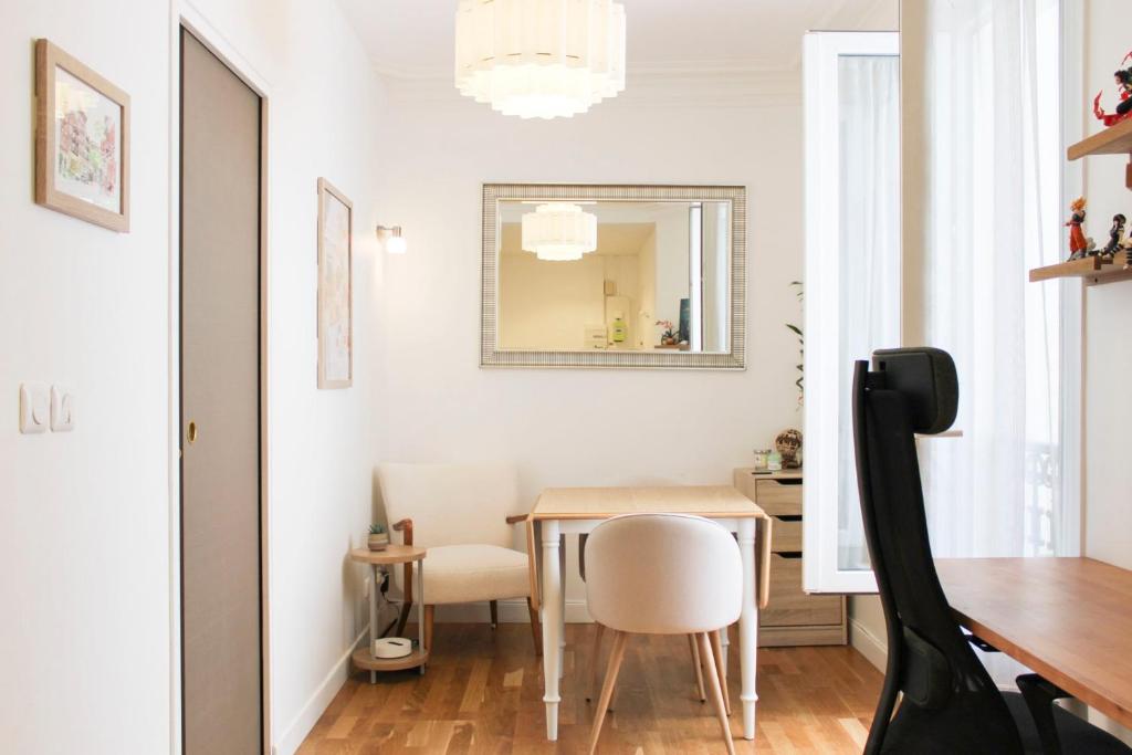 Small comfortable nest near Montparnasse