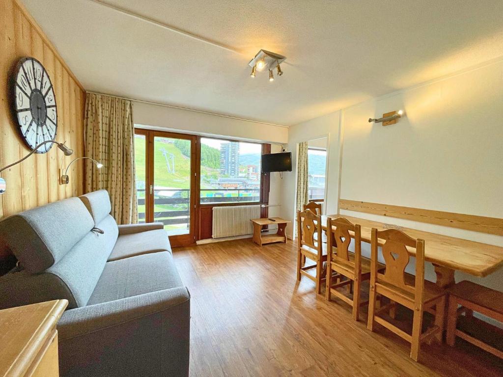 Résidence Oisans - Appartement chaleureux ski aux pieds aux Ménuires pour 5 personnes MAE-4874