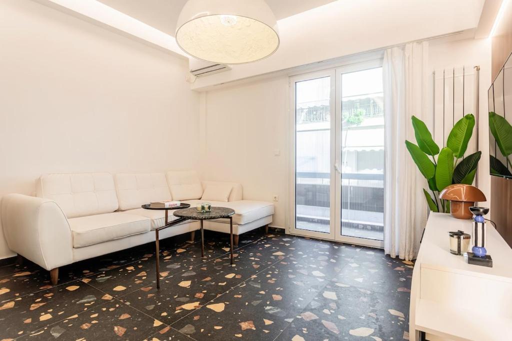 Cozy apartment in Koukaki Philopappou hill